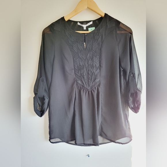 🔴 NWT Collective concepts black sheer blouse - Picture 4 of 8
